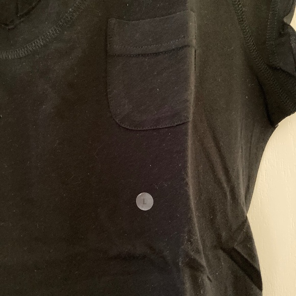 Ann Taylor LOFT Scoop Neck Top/Gathered Back/Raw Edges/Black/L/NEW/ON SALE $20! - Picture 3 of 4